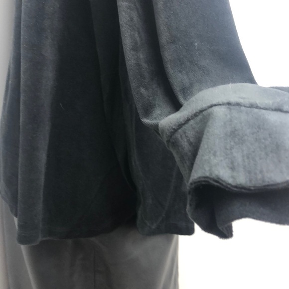 Halston Black Cowl Neck Fleece Lounger Long Sleeve Top Size M - Picture 4 of 6